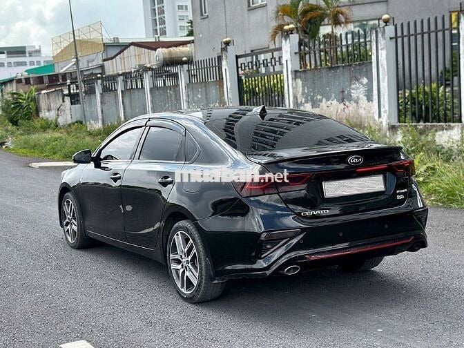 Kia Cerato đăng kí 2022 số tự động màu đen