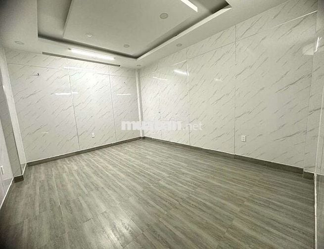 NHÀ ĐẸP 2LẦU+ST 4,5X13M NỘI THẤT XỊN, HẺM XE TẢI ĐƯỜNG NGÔ CHÍ QUỐC