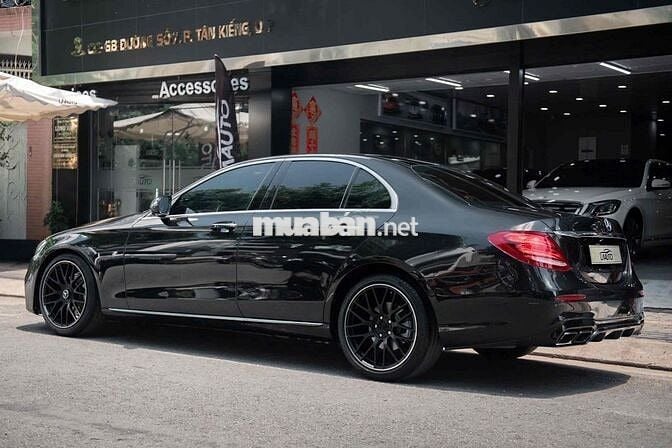 Mercedes- Benz E200 Sport Đklđ 2020- trả trước 350