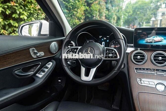 Mercedes C200 Exclusive Đklđ 2020- Trả trước 300