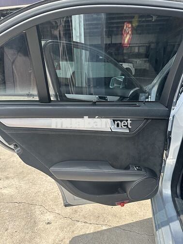 Mercedes Benz C Class 2013 C200 - 120000 km