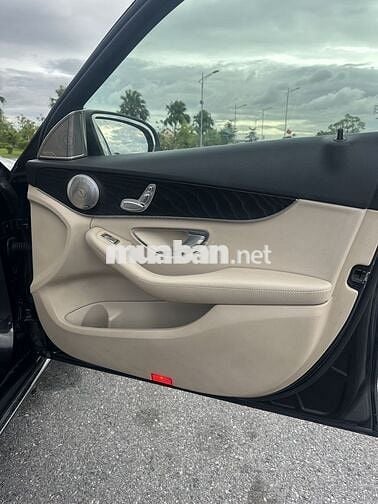 Mercedes Benz C Class 2016 C200 - 100000 km