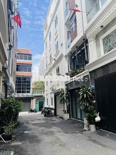 chính chủ bán nhà 5 tầng, 2MT trứơc px Long, phú nhuận.hẻm 6m. bán 7T9