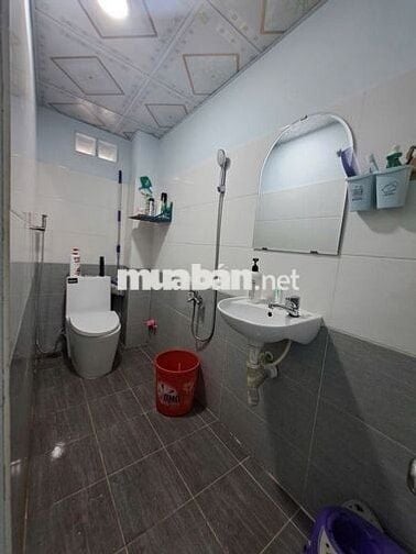 50m2 2 tầng, Phú Trung - Tân Phú. 4PN 2WC. Chỉ 4,68 Tỷ. Chính chủ.