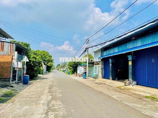 560 TRIỆU,ĐẤT GẦN BỆNH VIỆN XUYÊN Á, 7,8M X 25M, BAO THUẾ PHÍ SANG TÊN