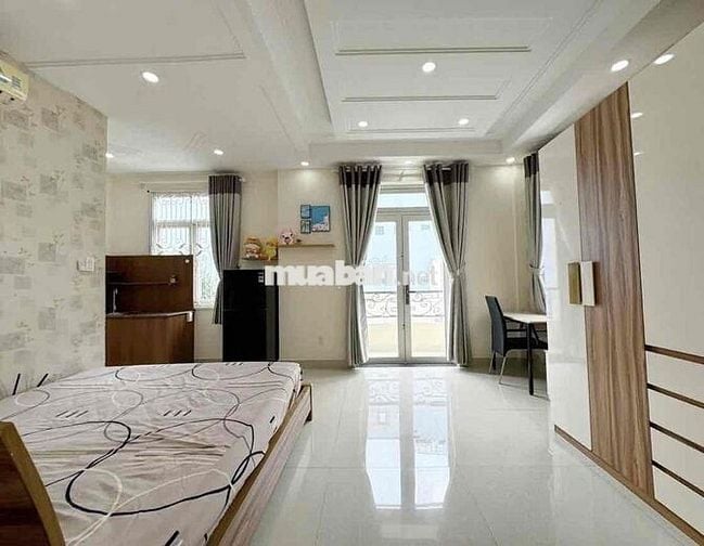 chính chủ bán nhà 5 tầng, 2MT trứơc px Long, phú nhuận.hẻm 6m. bán 7T9