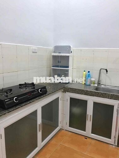 nhà nguyên căn giá rẻ tại Bình Thạnh, giáp quận 1