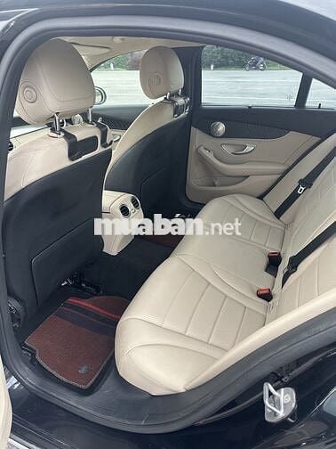 Mercedes Benz C Class 2016 C200 - 100000 km