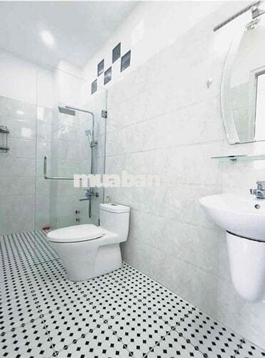 chính chủ bán nhà 5 tầng, 2MT trứơc px Long, phú nhuận.hẻm 6m. bán 7T9
