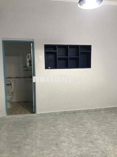 nhà nguyên căn giá rẻ tại Bình Thạnh, giáp quận 1