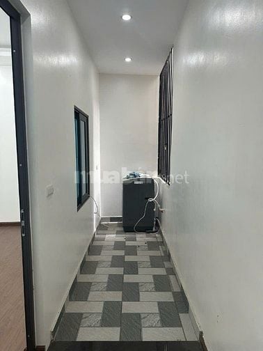 Cho thuê nhà tại ngách 515/13 Hoàng Hoa Thám Hà Nội 