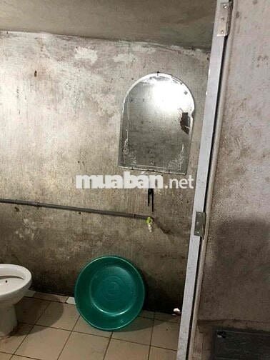Cho thuê nhà c ấp 4 có gác xép