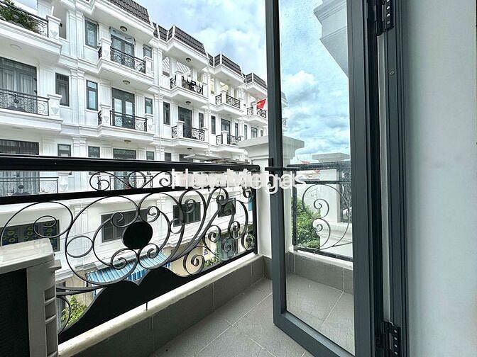 🔥STUDIO BAN CÔNG FULL NỘI THẤT ĐẦY ĐỦ GẦN TRẦN THỊ CỜ