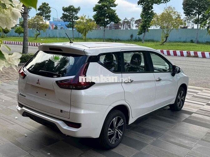 Mitsubishi Xpander 1.5 MT mới -KM giảm 100% + 20tr