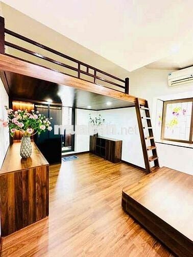 Bán Gấp Căn TT Trần Hưng Đạo, ô tô tránh, Lô góc full nội thất