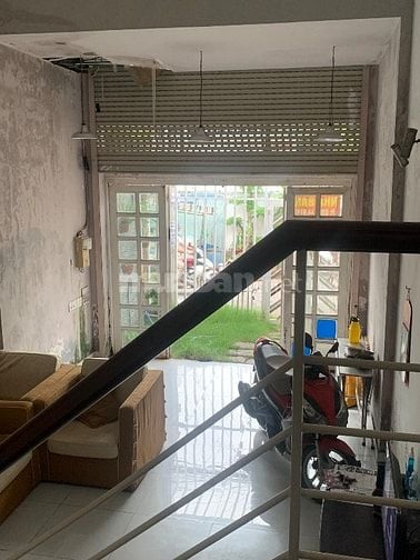 CHO THUÊ NHÀ MẶT TIỀN ĐƯỜNG 4mx20m