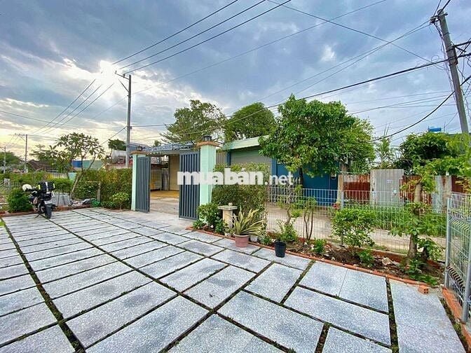 NHÀ DIỆN TÍCH SIÊU RỘNG 12*30, 2PN, SÂN RỘNG RÃI, GẦN CẦU PHÚ LONG