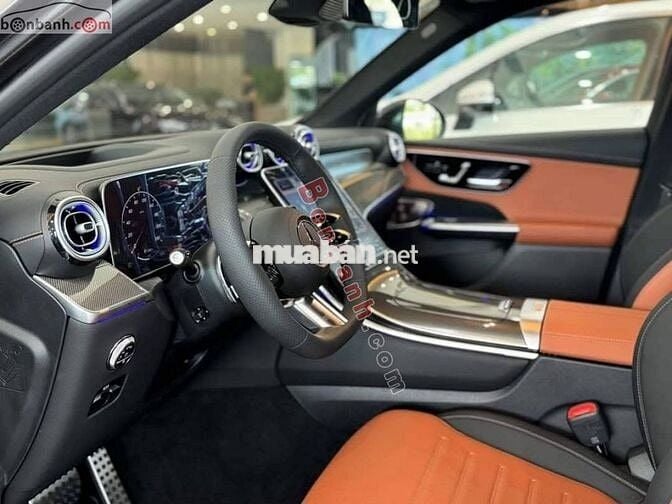 Mercedes GLC300 phiên bản mới