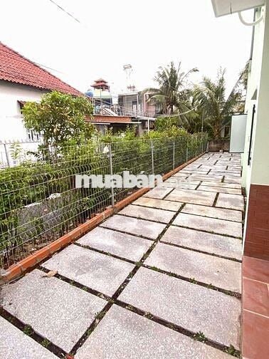 NHÀ DIỆN TÍCH SIÊU RỘNG 12*30, 2PN, SÂN RỘNG RÃI, GẦN CẦU PHÚ LONG
