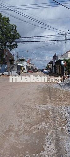 { Cần Bán } Lô Đất Mặt Tiền Đường D1 KDC Thuận Giao