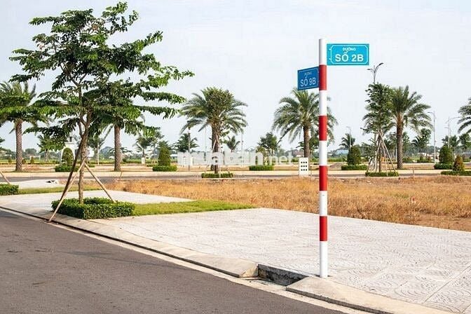 bán gấp lô đất full thổ 1/500 sieu đẹp chỉ 2ty -king hill đối diện ECO