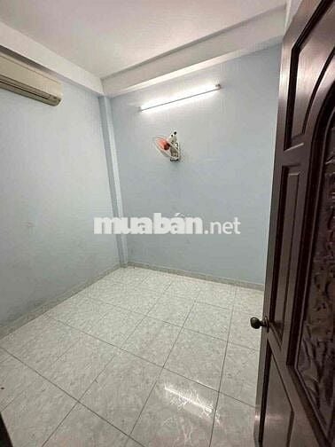 Quá Rẻ - 4 x 10m - 2 lầu - 3pn 3wc - 3 máy lạnh - hẻm Lê Văn Quới