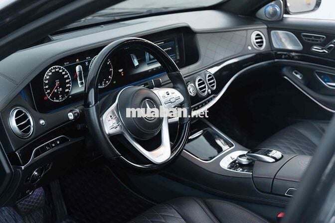 Maybach S450 4Matic Model 20189- Đen Đen