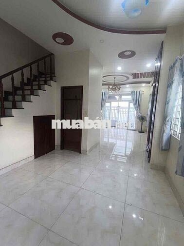 CHO THUÊ NHÀ SÂN OTO ĐƯỜNG 9, LINH TÂY, GẦN CC LINH TÂY,KHA VẠN CÂN