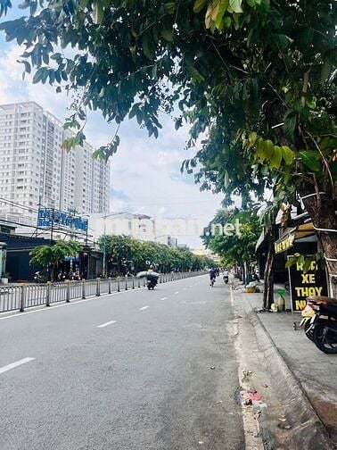 CHo thuê mbkd mặt tiền đường Kênh tân hoá 5x10m nhà mới kd thuận tiện