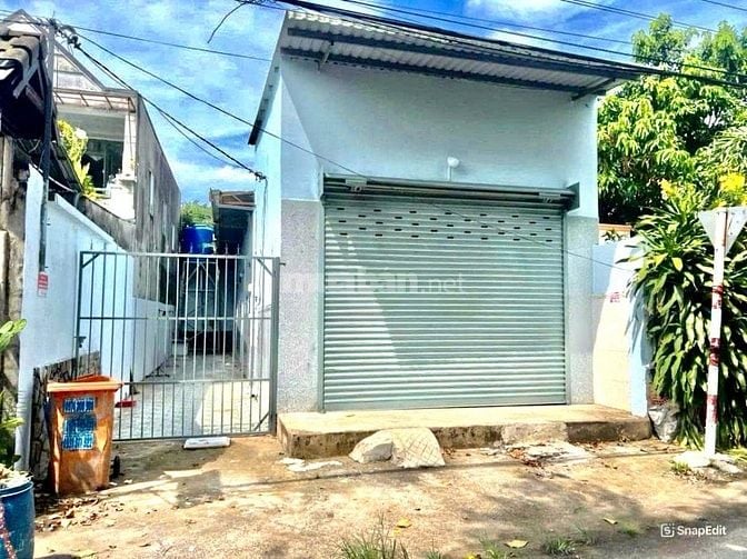 Cần bán đất sẵn dãy trọ 4p ở Hóc Môn giá 900 triệu.