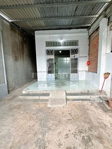 Bán gấp căn nhà cấp 4, Tân Hiệp Hóc Môn, SHR, Giá 850 Triệu.