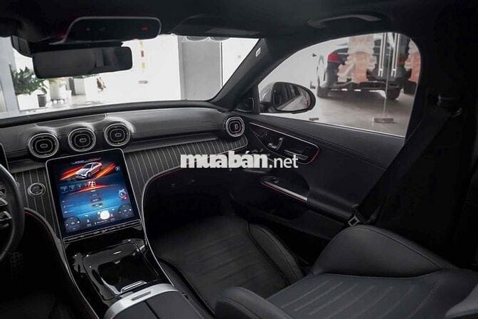 Mercedes Benz C43 AMG 4Matic -2024 Bank 90%