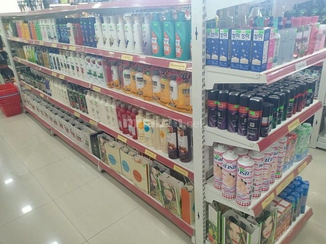 DỊP TRUNG THU BÁCH HOÁ GIA ĐÌNH CẦN 4 LĐPT PHỤ BÁN HÀNG,GIAO HÀNG 