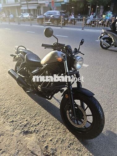 Rebel 500cc, 1 dòng xe cực đẹp.9,900km siêu mới.