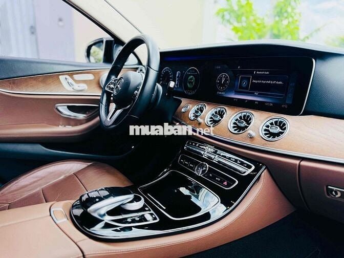 Mercedes Benz E Class 2018 E200 - 80000 km