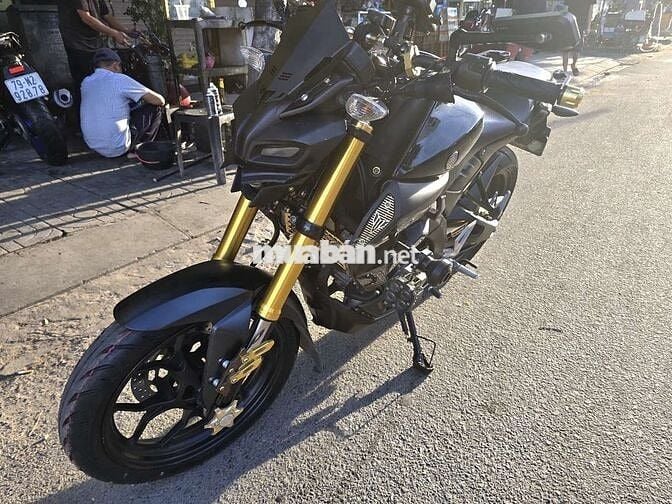 Yamaha Mt15 full đồ chơi hơn 15tr(xe đời mới đẹp)