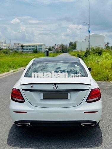 Mercedes Benz E Class 2018 E200 - 80000 km