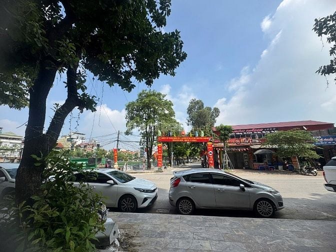 CHO THUÊ TÒA NHÀ VĂN PHÒNG VIEW HỒ – MẶT PHỐ ĐỨC DIỄN, BẮC TỪ LIÊM