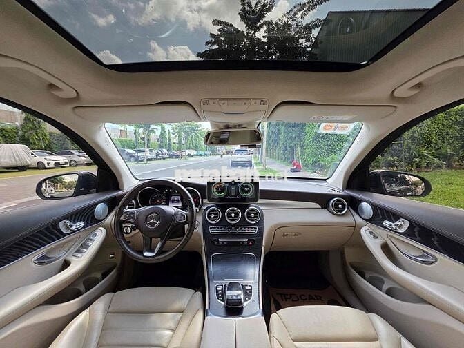 Mercedes GLC300 4Matic 2019 Độc Lạ Bình Tân