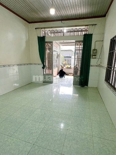 Bán gấp căn nhà cấp 4, Tân Hiệp Hóc Môn, SHR, Giá 850 Triệu.