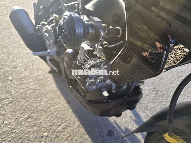 Yamaha Mt15 full đồ chơi hơn 15tr(xe đời mới đẹp)