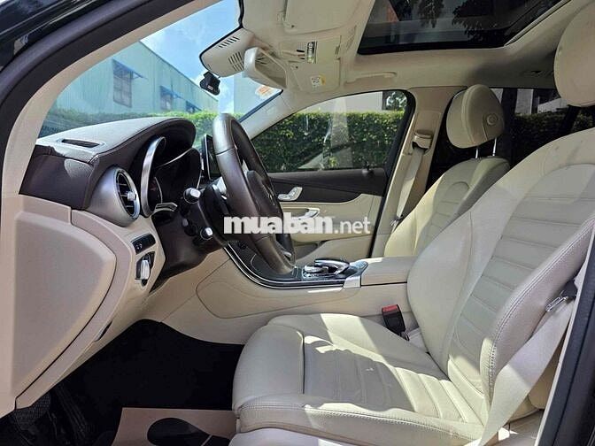Mercedes GLC300 4Matic 2019 Độc Lạ Bình Tân
