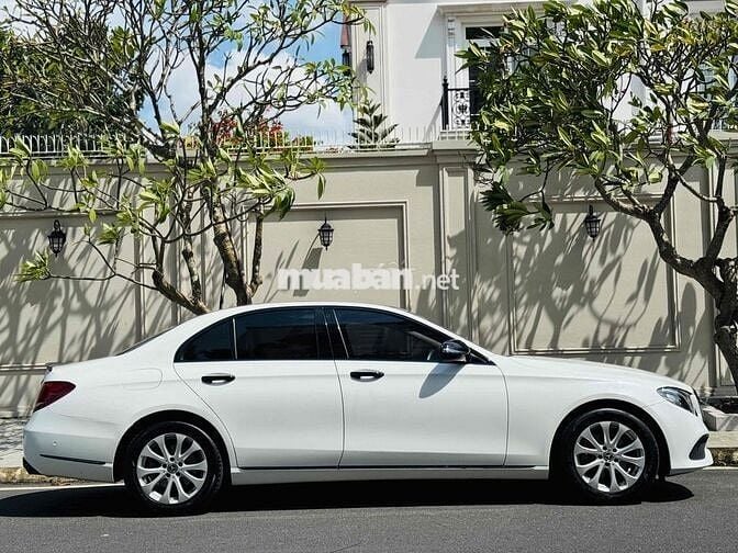 Mercedes Benz E Class 2018 E200 - 80000 km