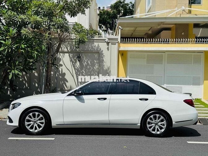 Mercedes Benz E Class 2018 E200 - 80000 km