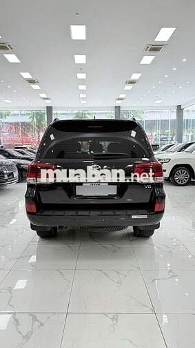 Toyota Land Cruiser 4.6V8 sản xuất 2019.Xe quá mới