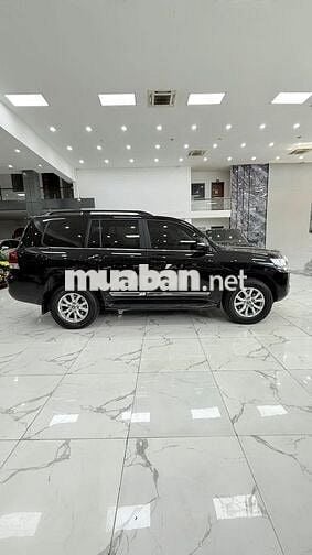 Toyota Land Cruiser 4.6V8 sản xuất 2019.Xe quá mới