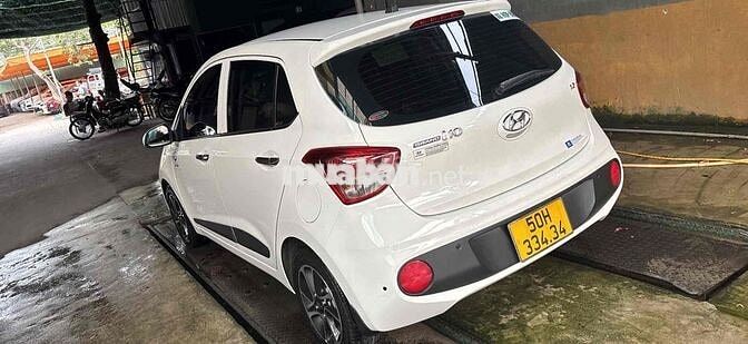 Hyundai Grand i10 2020 Hatchback 1.2 AT - 80000 km