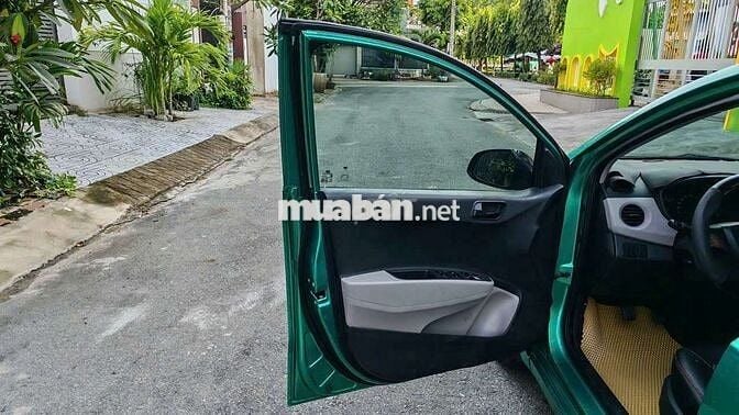 Hyundai i10 2018 Sedan 1.2 MT - 67000 km
