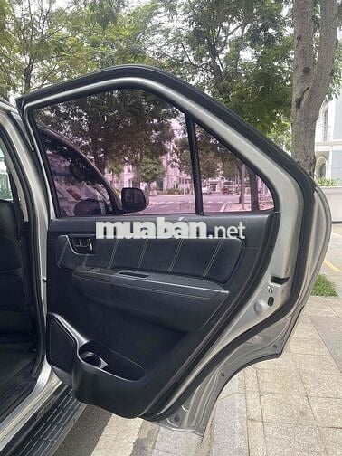 Toyota Fortuner 2015 2.7V 4x4 - 90000 km