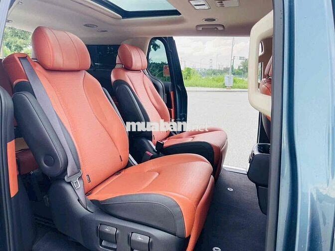 Kia Carnival Signature 2.2D 2020 - 25000 km
